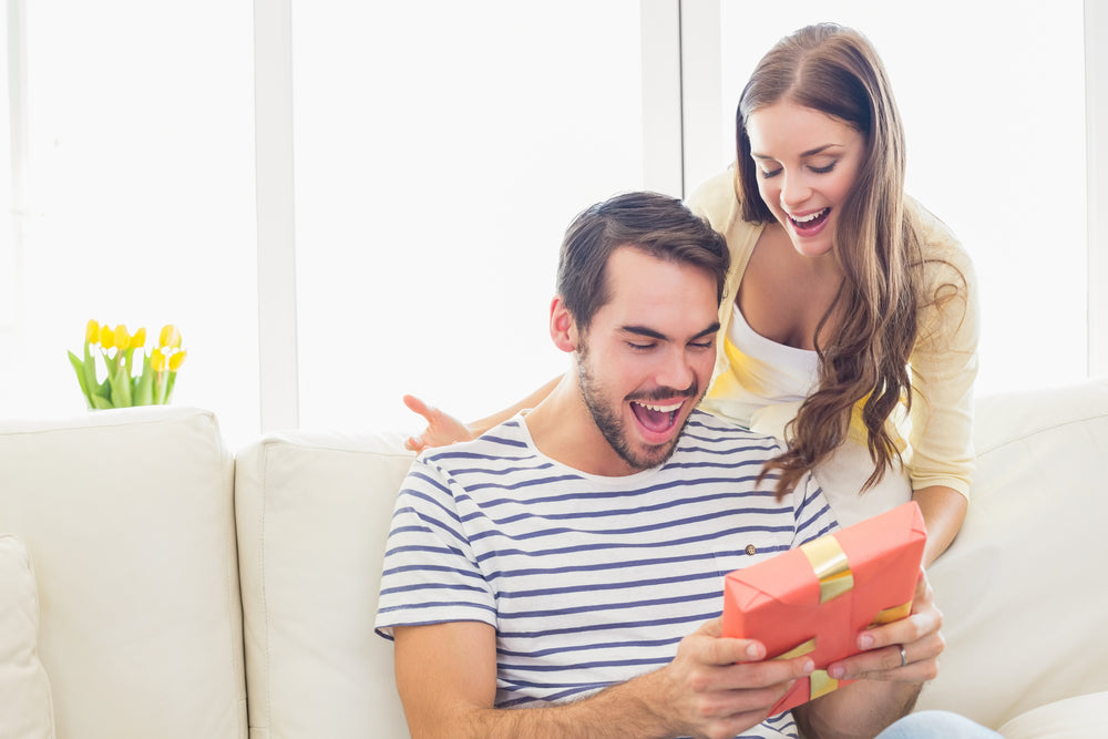 Idee regalo particolari per un uomo, le migliori proposte per sorprenderlo!